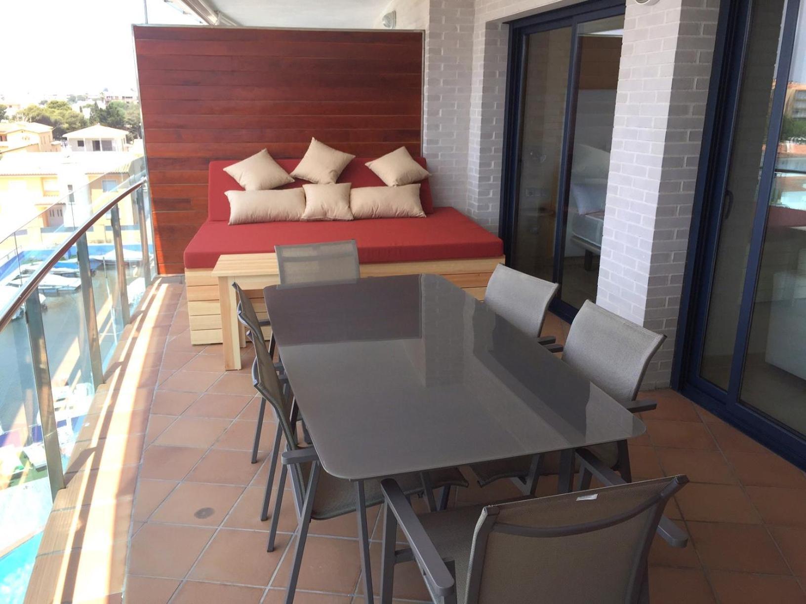 Rnet - Apartments Roses Port Trebol Esterno foto